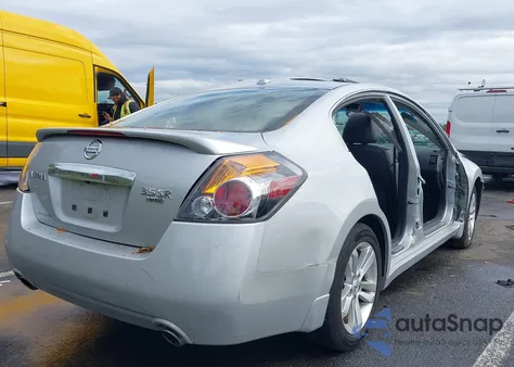 2011 Nissan Altima 3.5 Sr from USA, damaged, VIN 1N4BL2AP0BN420456